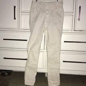 white skinny jeans